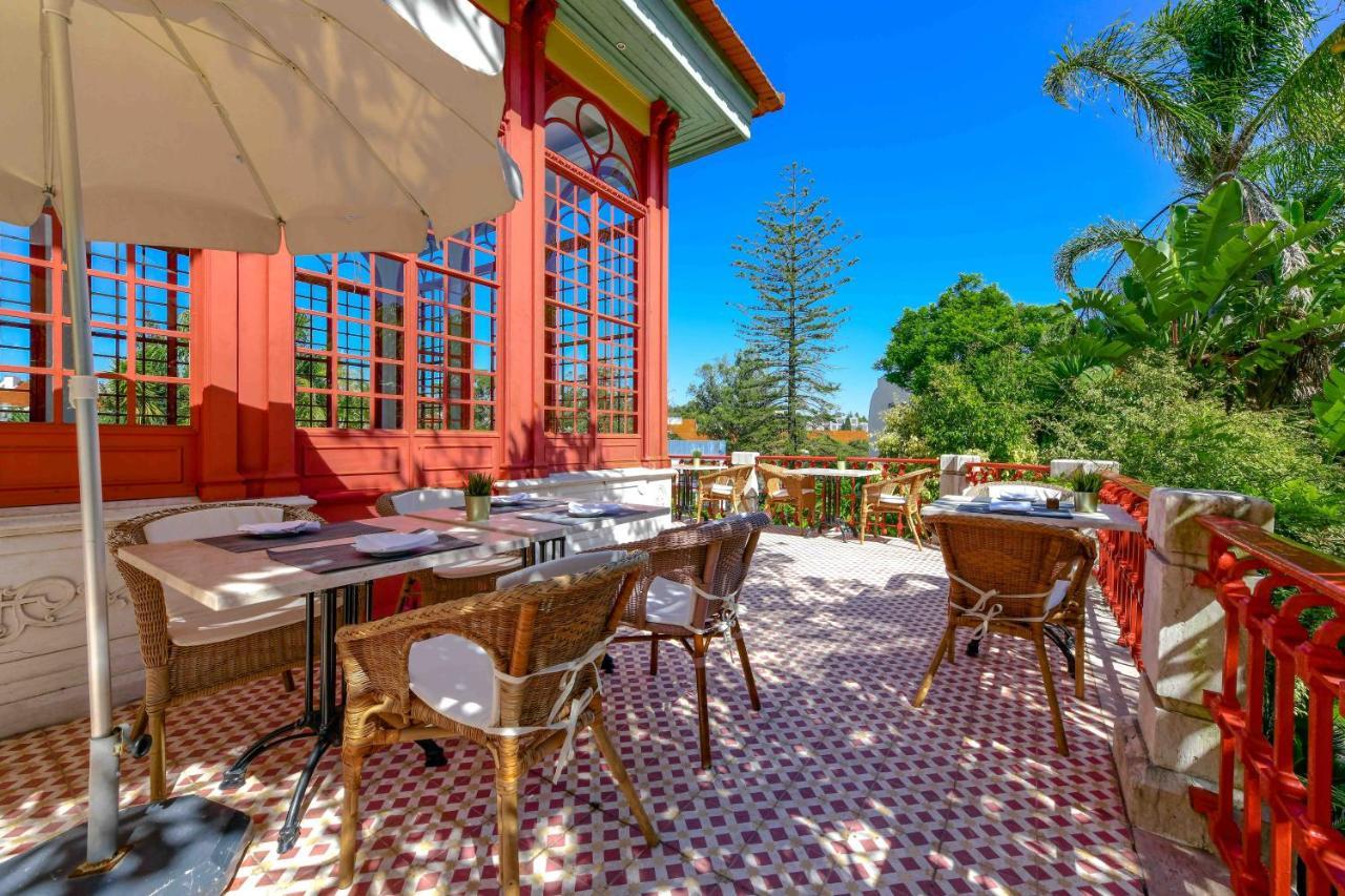 Pestana Palace Lisboa Hotel & National Monument - The Leading Hotels Of The World Exterior foto The restaurant's terrace